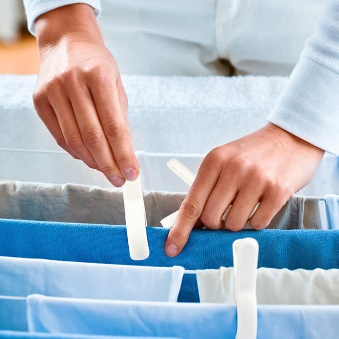 Beach Towel Clip, 10 PCS Cloth Pins, Quilt Drying Clip, Plastic Clothespins, Strong Grip Holder to Dry Laundry on Clothesline and Hanging Rack(6 Small and 4 Large Random Color)