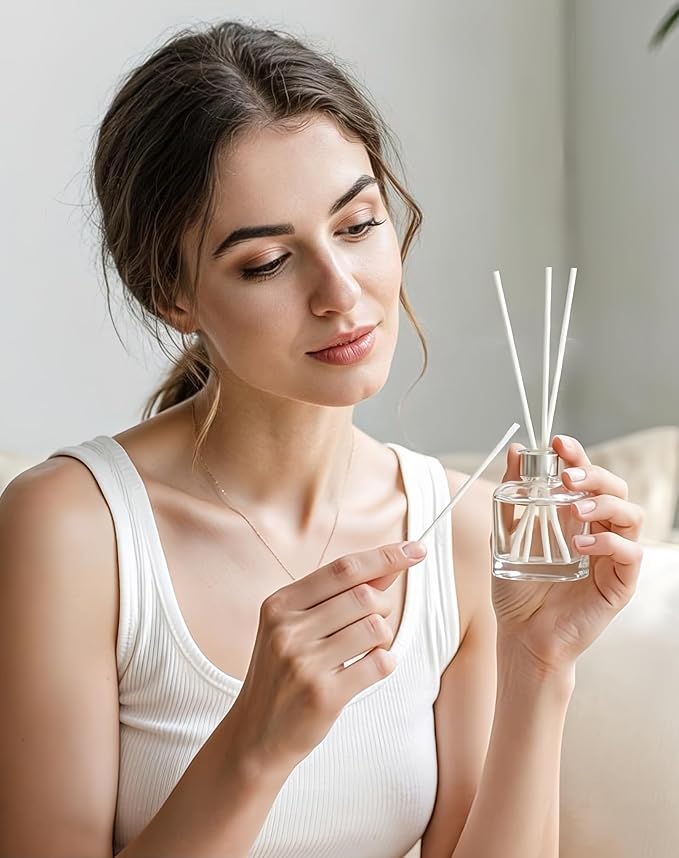 2 PCS Reed Diffuser Bottles Empty, 10Pcs Reed Diffuser Stick, Diffuser Bottle Capacity 50ml (1.7oz) Diffuser Stick 3.5mm-190mm, Suitable for Home, Hotel, Restaurant, Office Aromatherapy Tasks