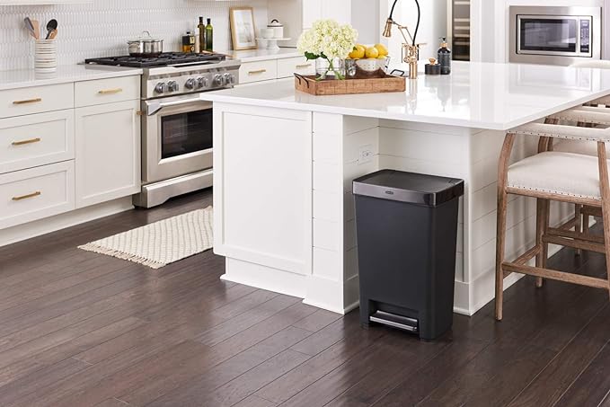 Rubbermaid Premier Series III Step-On Trash Can for Home and Kitchen, with Stainless Steel Rim, 12.4 Gallon, Charcoal, for Home/Kitchen/Garage/Apartment/Office