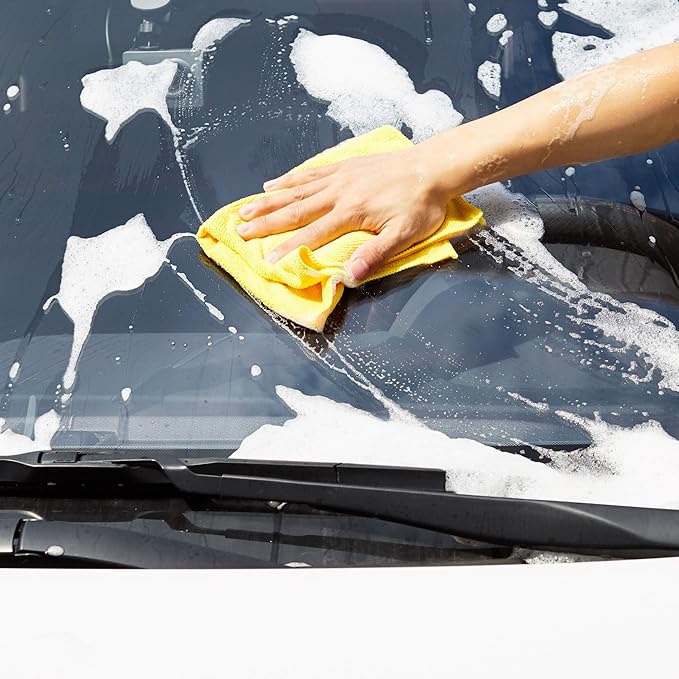Amazon Basics Microfiber Cleaning Cloths for Cars, Non-Abrasive, Highly Absorbent, Lint and Scratch-Free, Reusable and Washable, 16" x 12", Blue/White/Yellow, 144-Pack